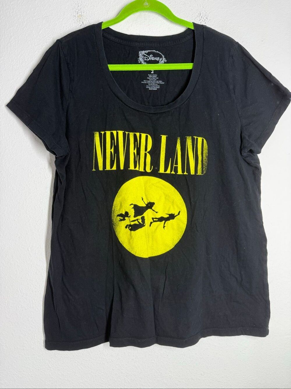 Disney Never Land Peter Pan T Shirt Black Cotton Rare Collectible Size 2/ L